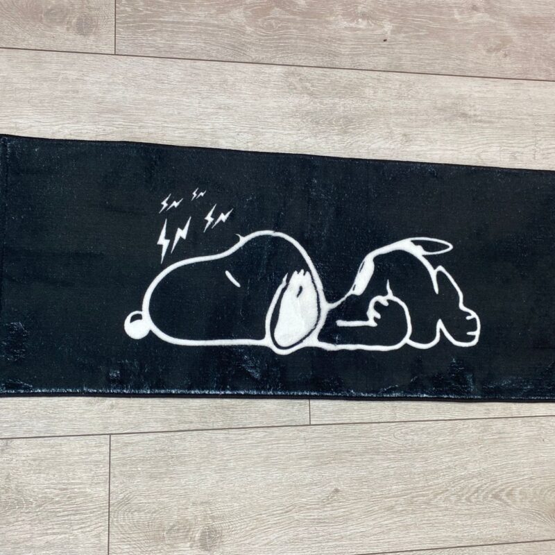 ALFOMBRAS DE SNOOPY - NEGRO